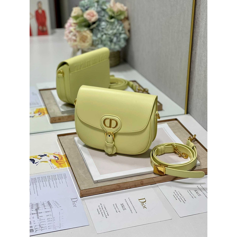 D*or bobby bag medium box calfskin lime