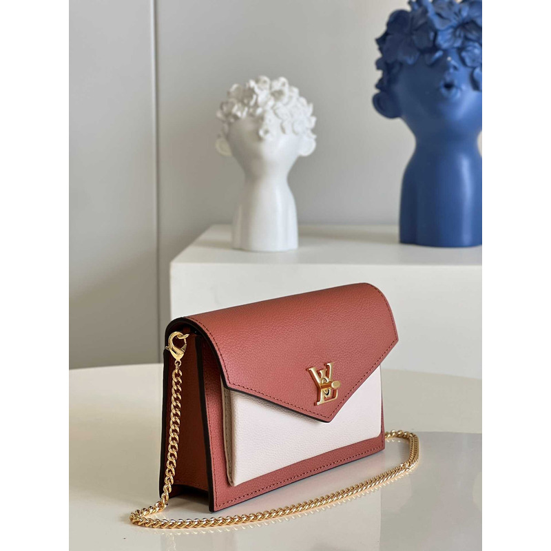 l**is V*t*n  mylockme chain bag red