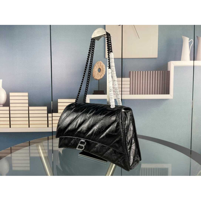 Ba*len*cia*ga quilted padded leather shoulder bag black
