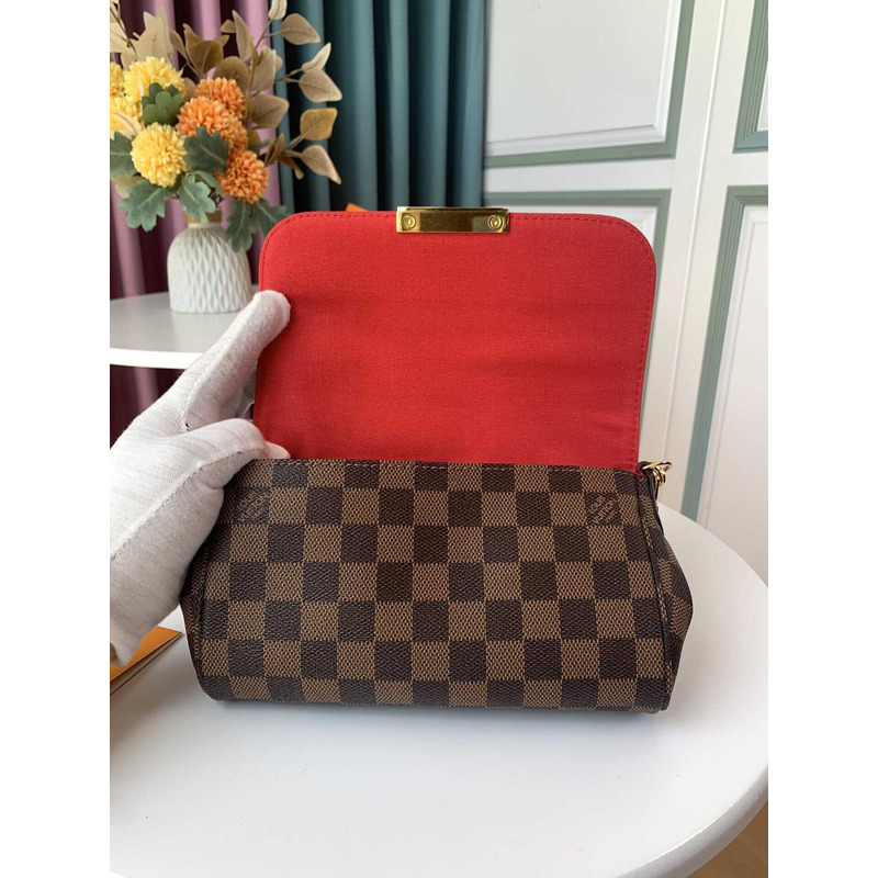 l**is V*t*n  plaid flip cover dual-purpose small chain bag brown
