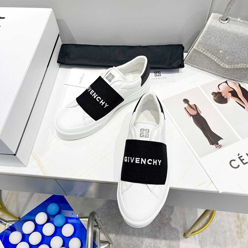 Givenchy Slip On Sneakers White/Black