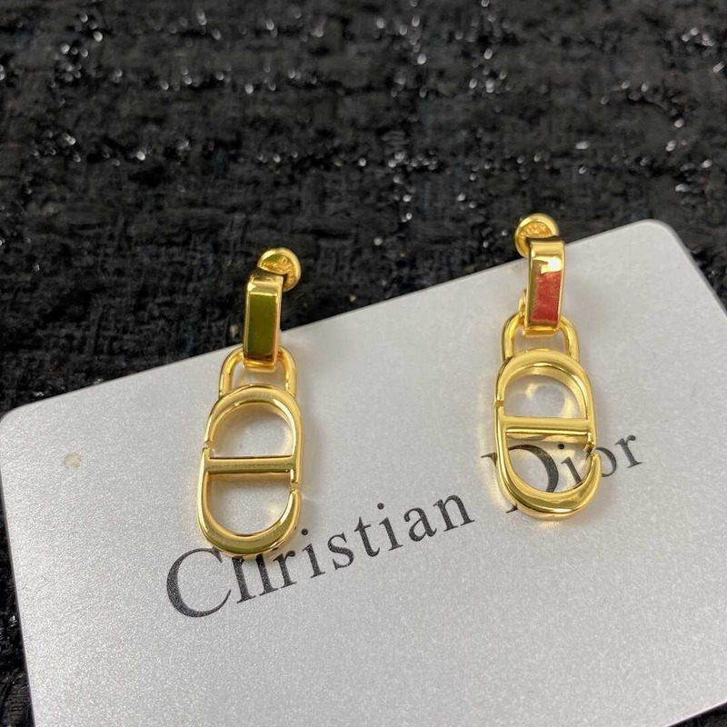 D*or cd earings gold