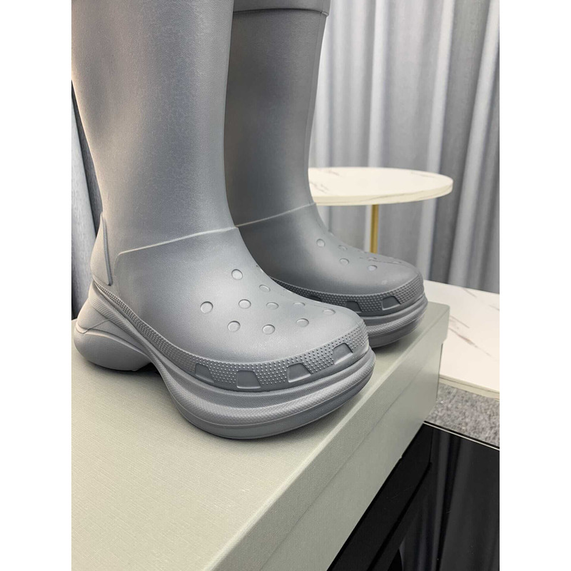 ba*len*cia*ga x Cr*0*s rubber boot grey