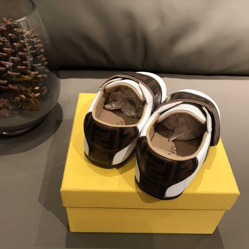 F**di  kids ff logo shoes white