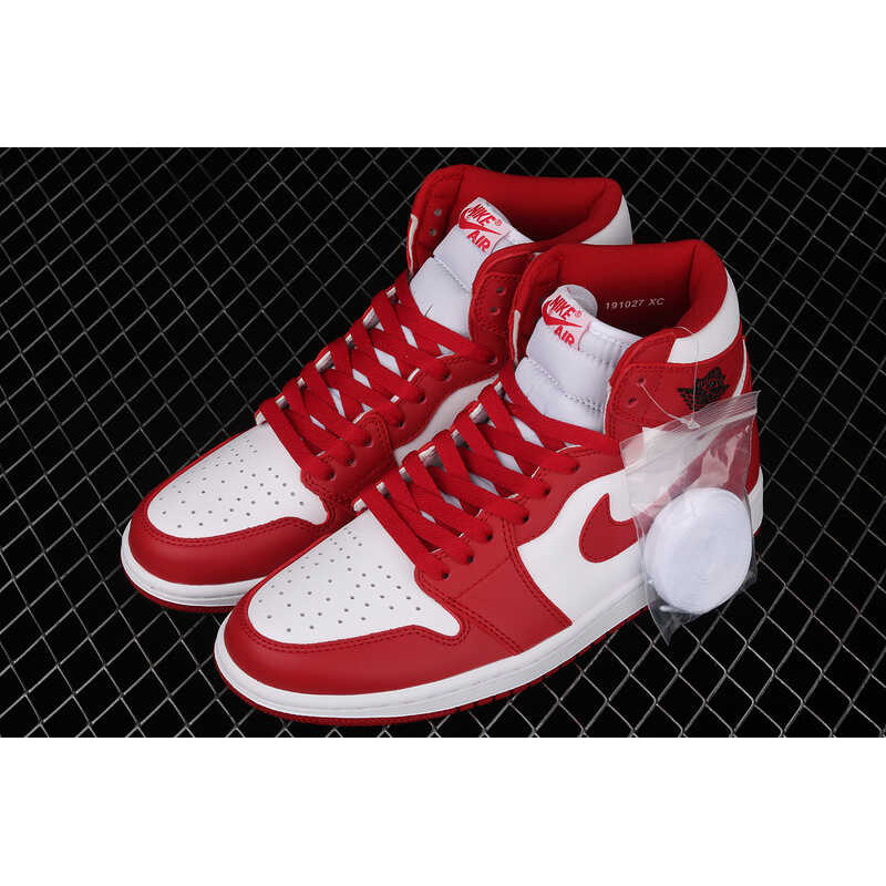 Nike Air Jordan 1 Retro High \