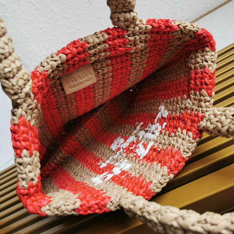 Pra*a large raffia tote bag tan/red