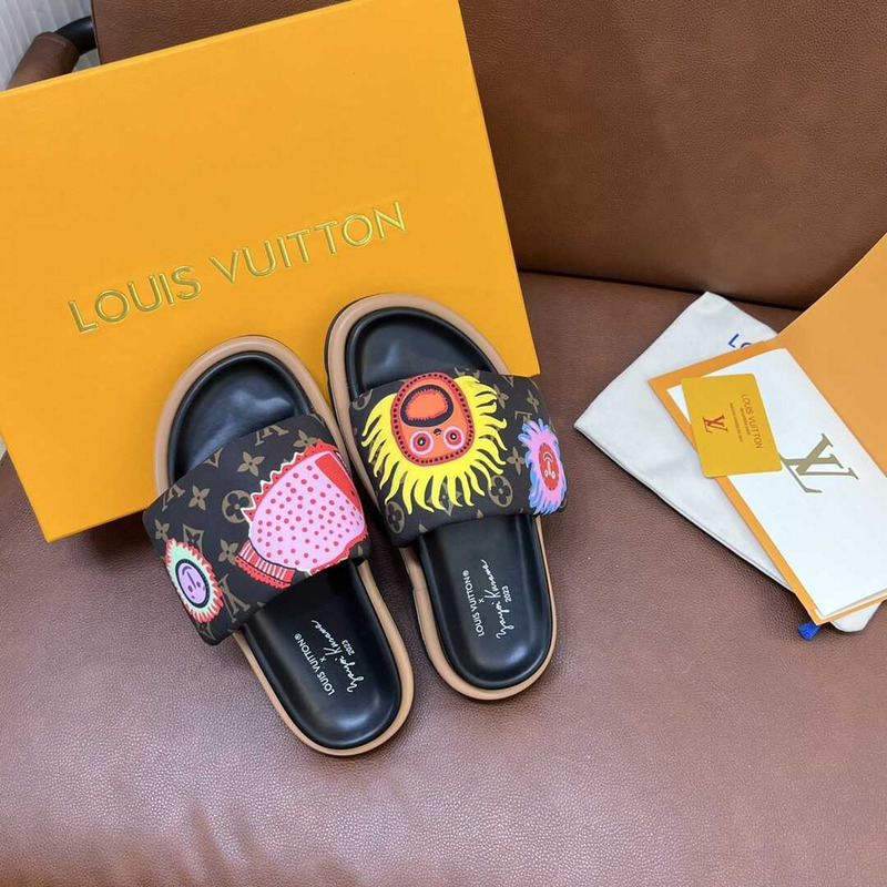 l**is V*t*n yayoi kusama sun series slippers black