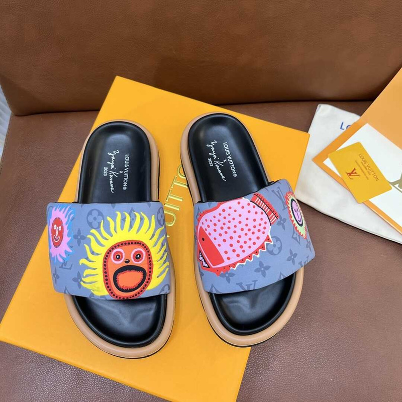 l**is V*t*n yayoi kusama sun series slippers blue
