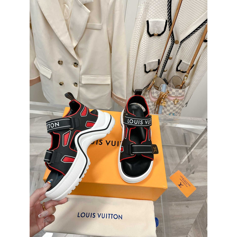 l**is V*t*n archlight sandal black and red