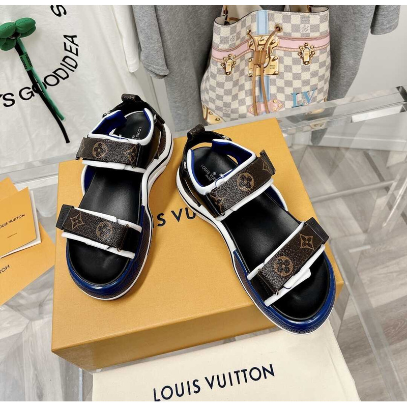 l**is V*t*n archlight sandal black and blue
