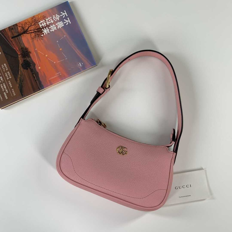 G*u*i gg marmont matelassé mini leather bag pink