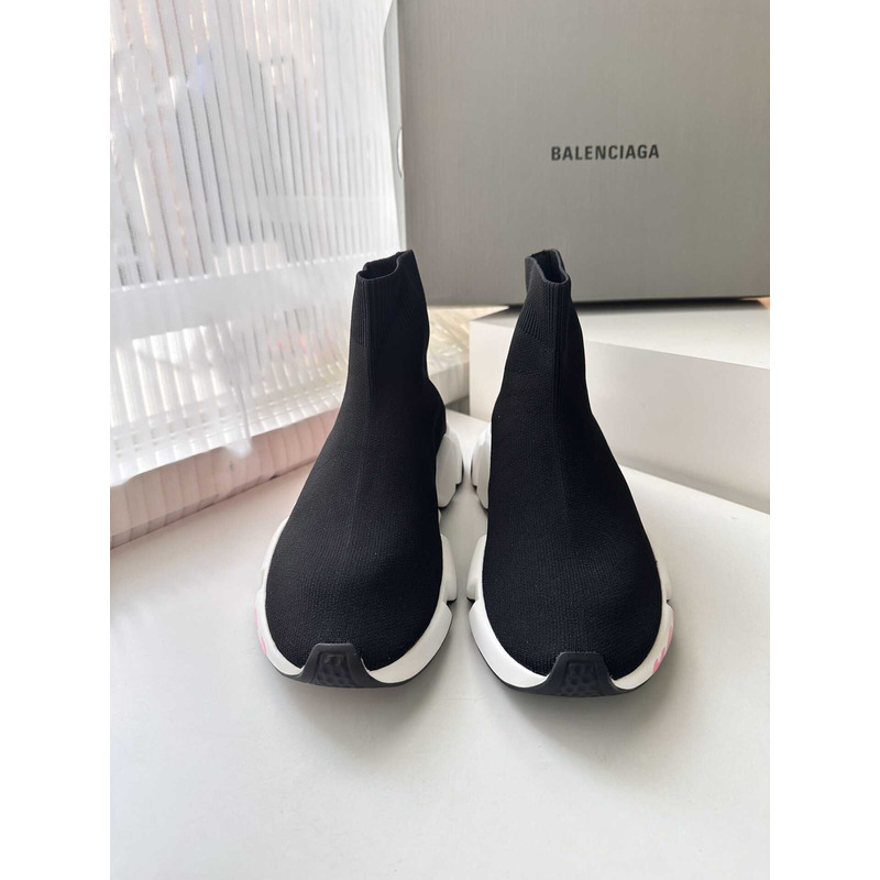 Ba*len*cia*ga speed graffiti sneaker black pink