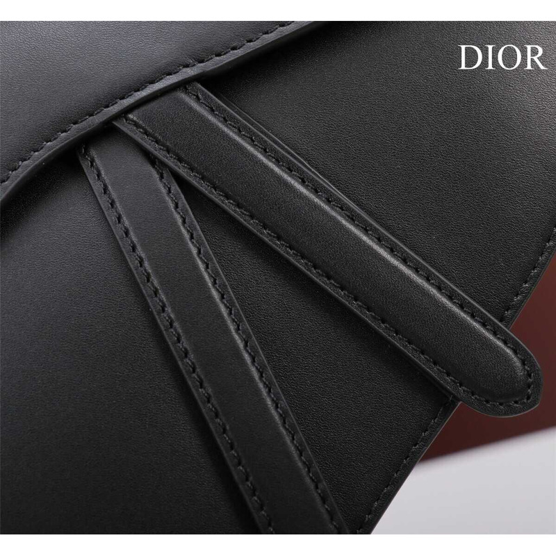 D*or saddle bag medium calfskin gold hardware black