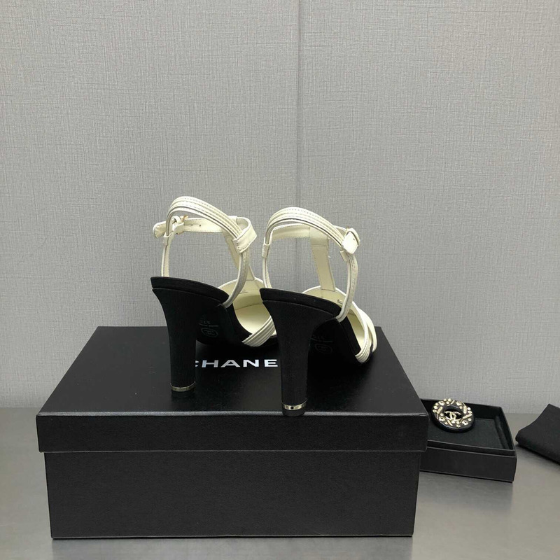 Ch*el lambskin & grosgrain black white