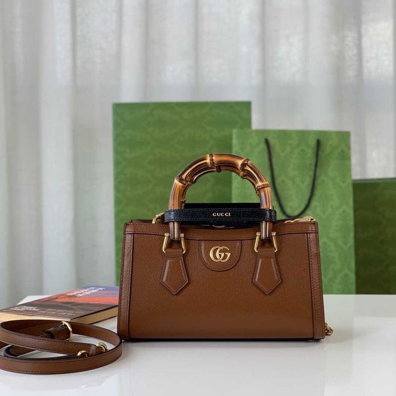 G*u*i diana bamboo small shoulder bag