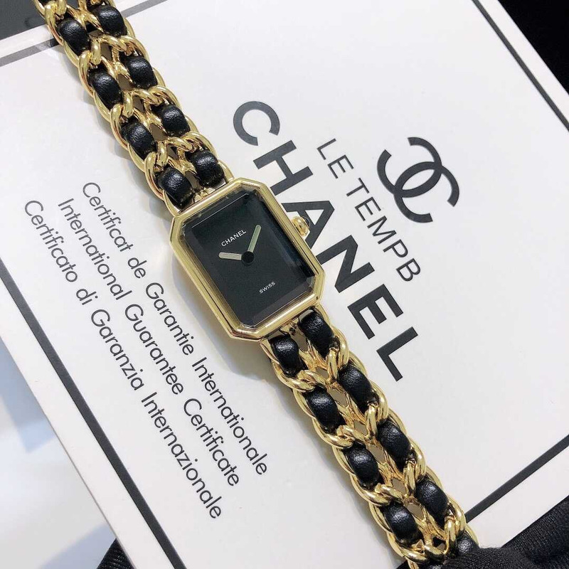 Ch*el vintage premier watch gold black