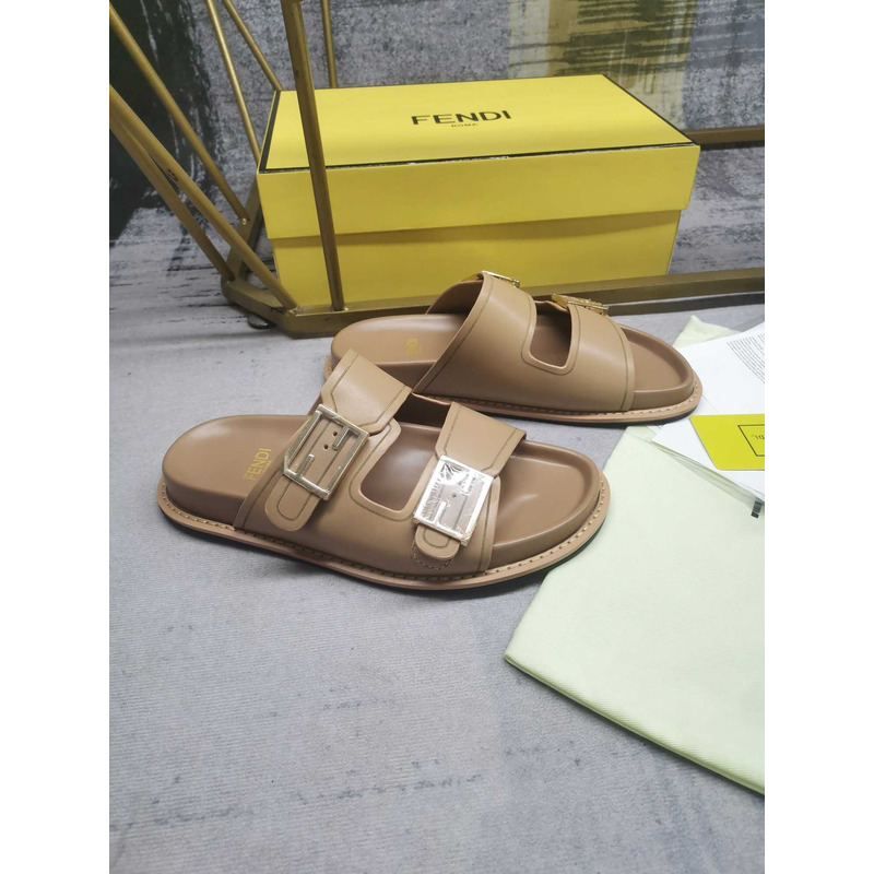 F**di feel leather slippers brown