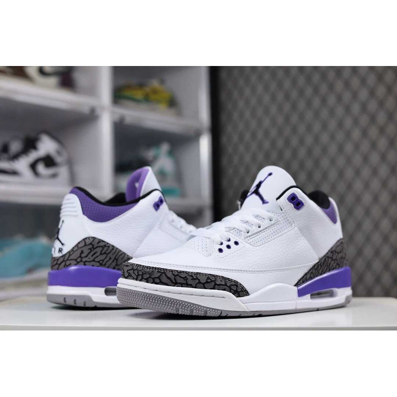 Jordan 3 Retro Dark Iris Sneaker