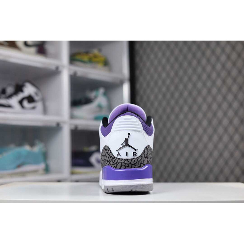 Jordan 3 Retro Dark Iris Sneaker