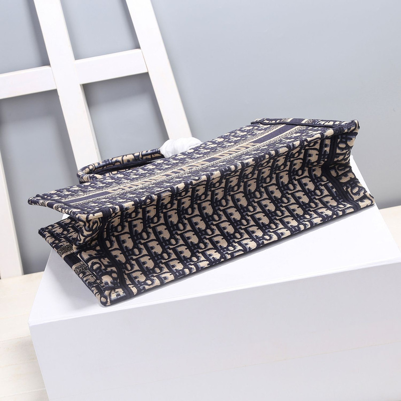 D*or medium D*or book tote blue D*or oblique embroidery