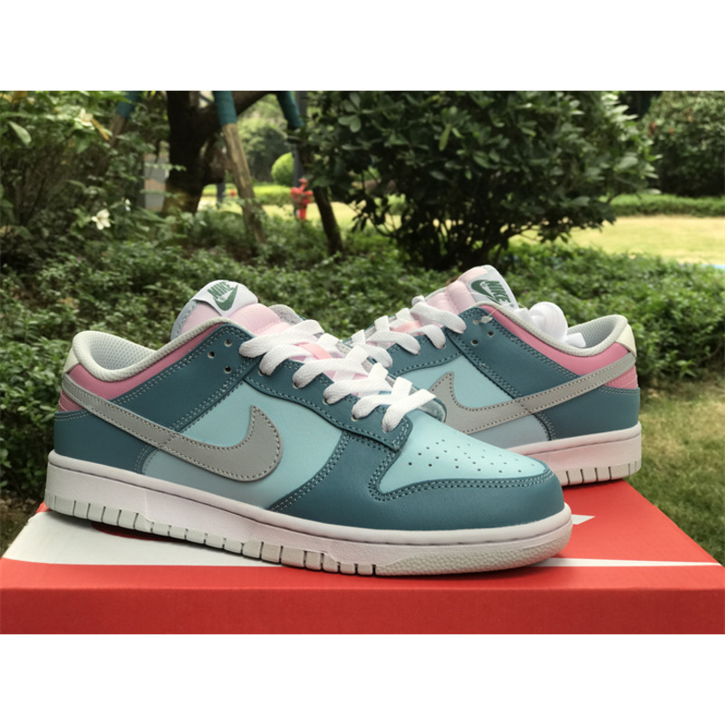 Nike Dunk Low Light Blue