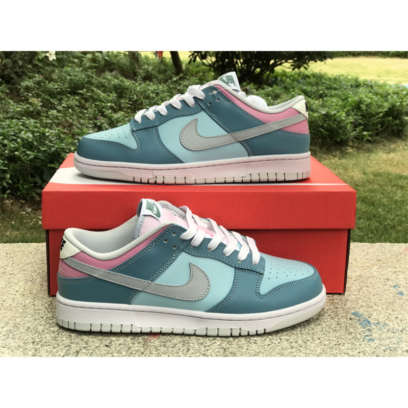 Nike Dunk Low Light Blue