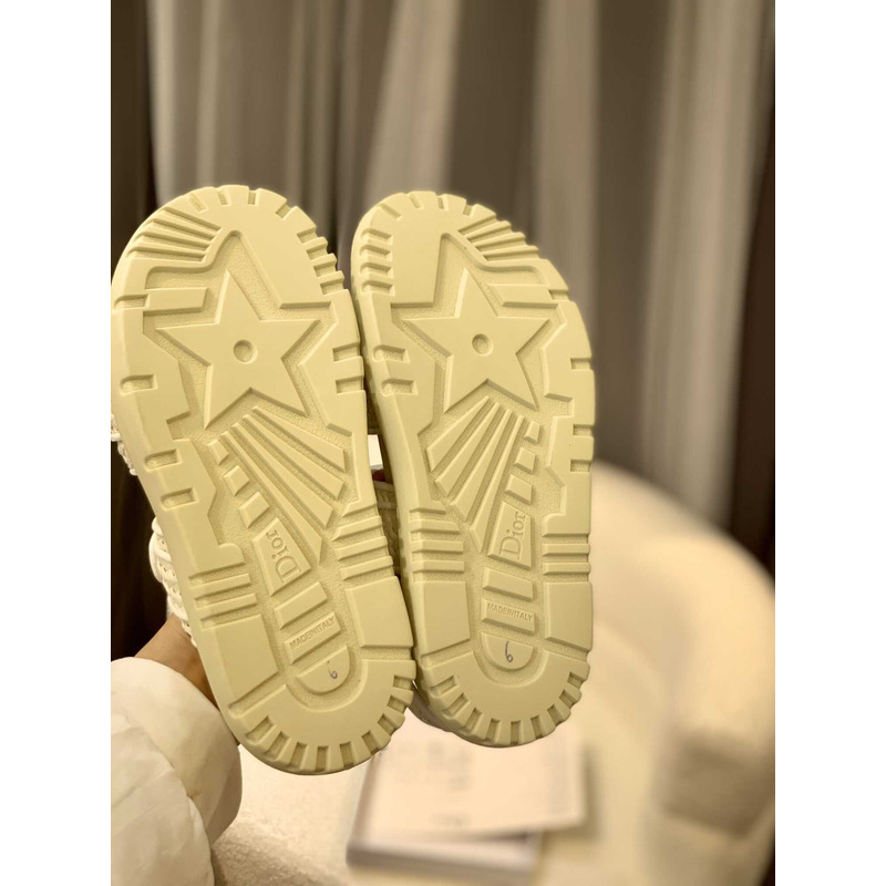 D*or straw sandals white