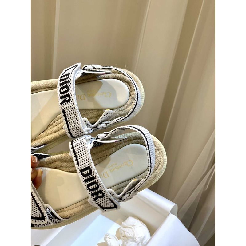 D*or straw sandals white