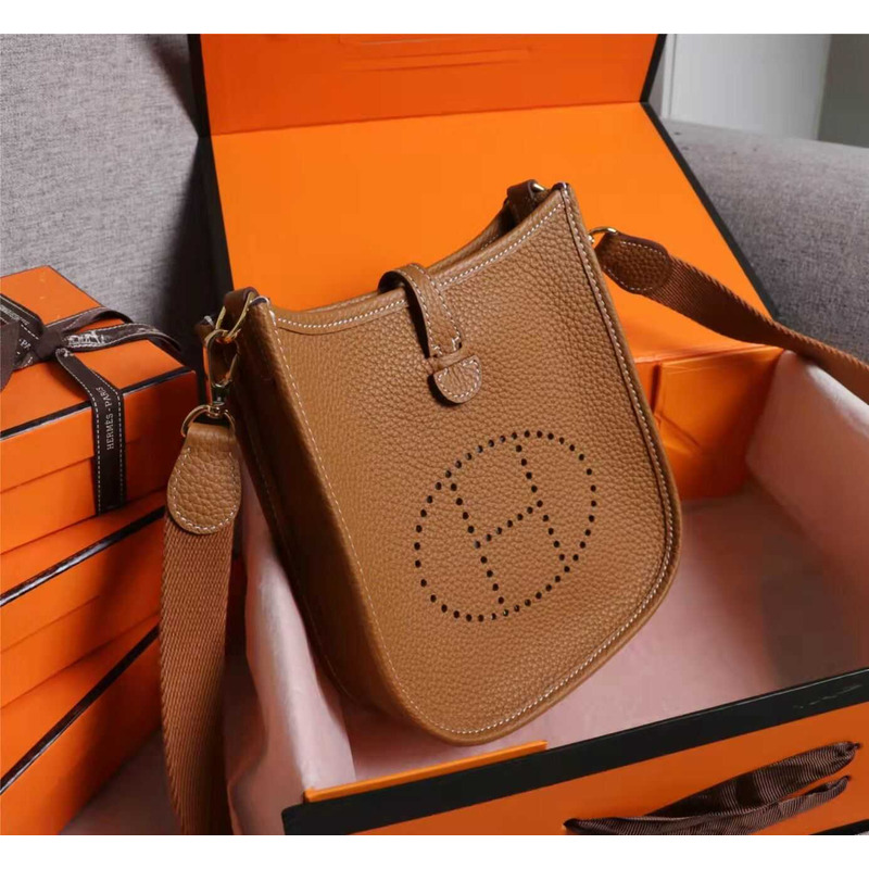 H**mes evelyne tpm mini gold a stamp bag