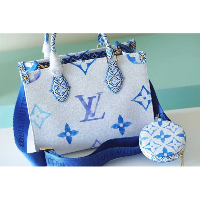 l**is V*t*n l**is V*t*n lv by the pool  on the go pm natural gradient blue