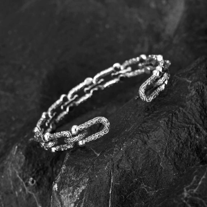 G*u*i braided bracelet silver