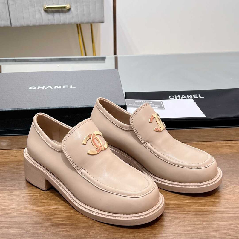 Ch*el large cc calfskin loafer beige
