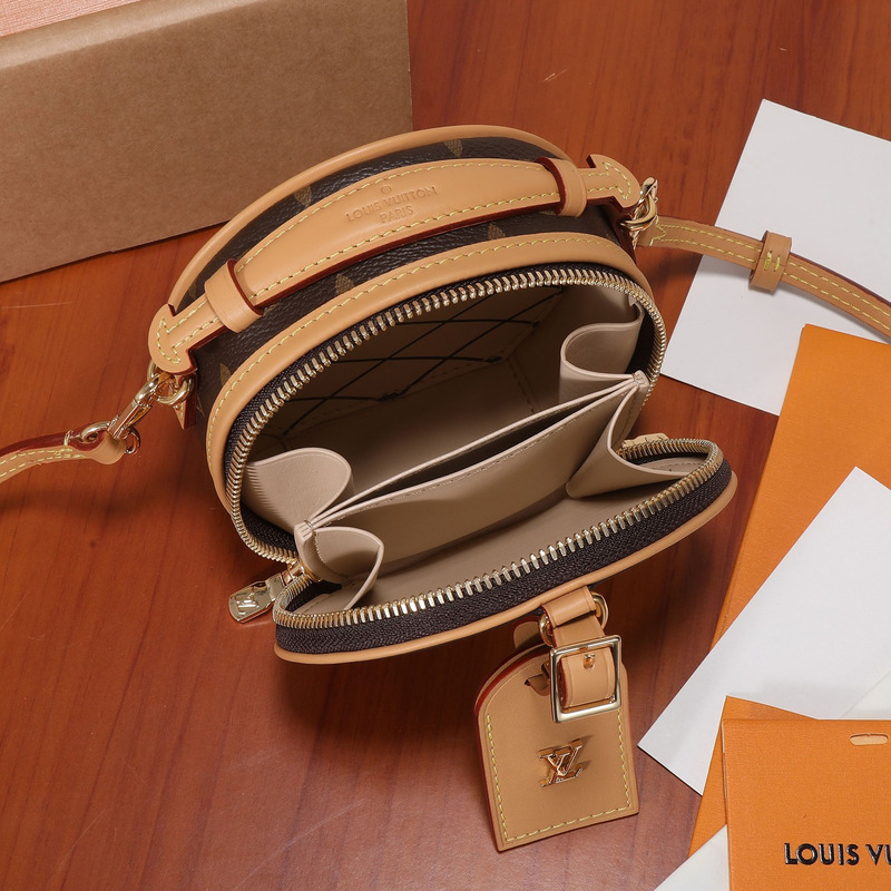 l**is V*t*n mini boite chapeau bag