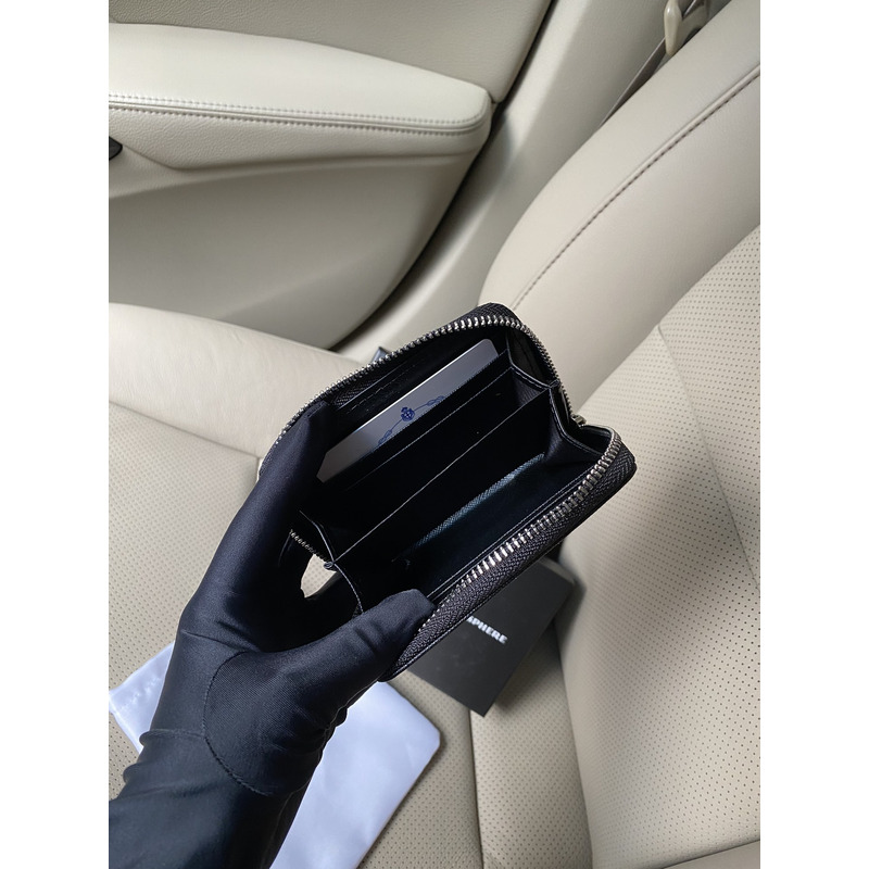Pra*a leather zip wallet black