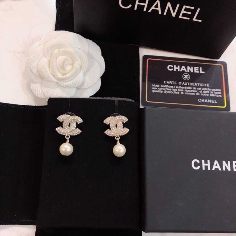 Ch*el crystal and pearl cc earrings