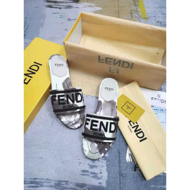 F**di sign canvas sandals black