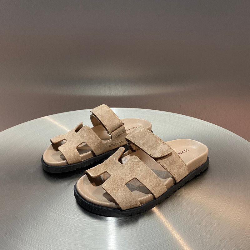 H**mes chypre sandals taupe