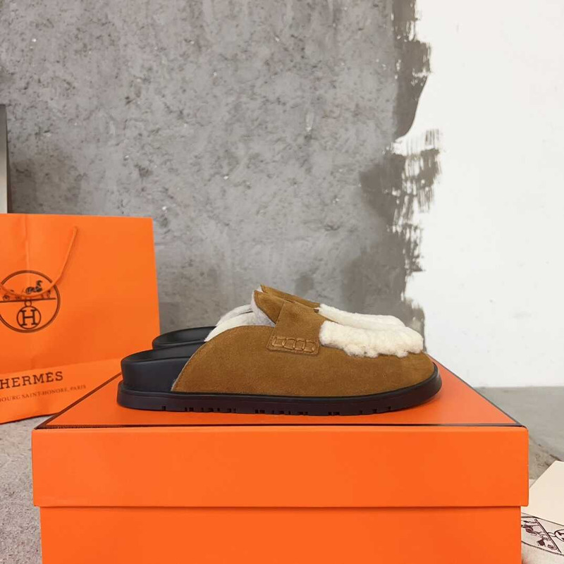 H**mes fur-trimmed loafers brown