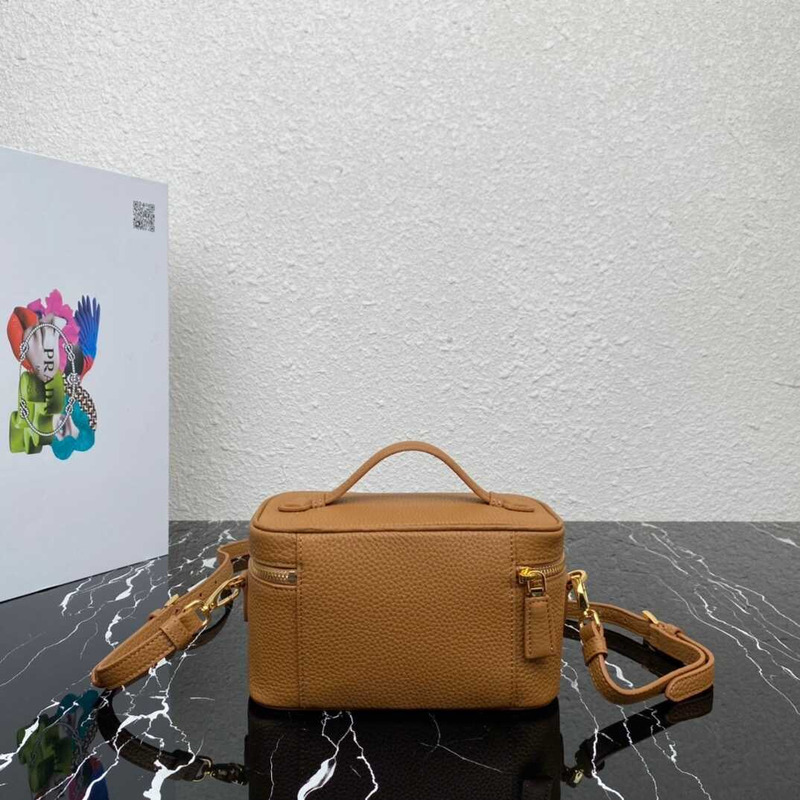 Pra*a re-edition 2005 shoulder bag nylon mint brown