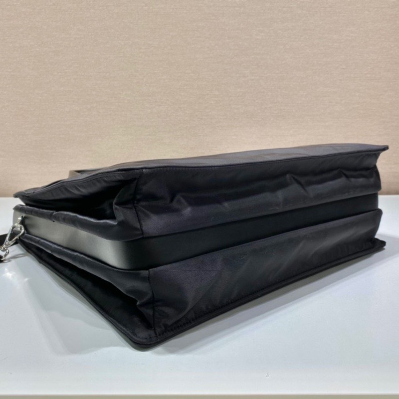 Pra*a re-nylon regenerated nylon tote bag black