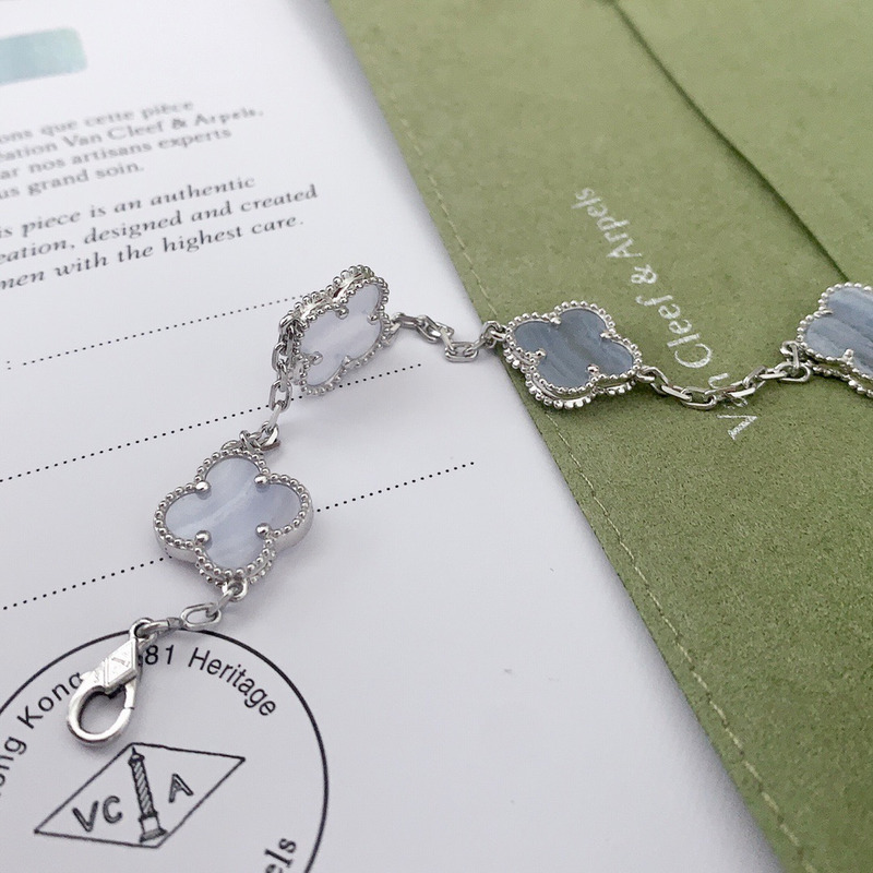 Van Cleef & Arpels Bracelet