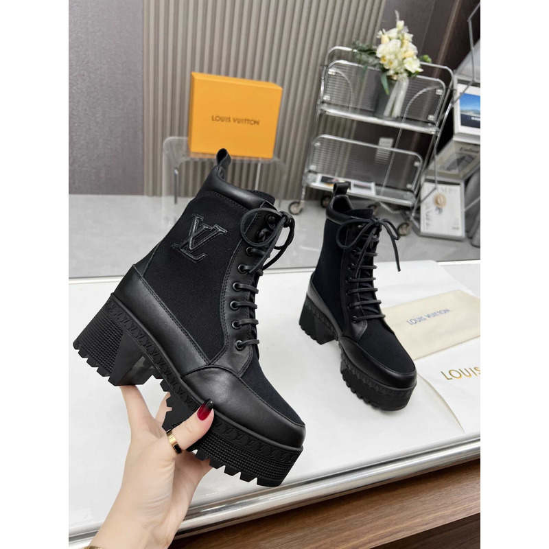 l**is V*t*n frosted calf leather ankle boots black