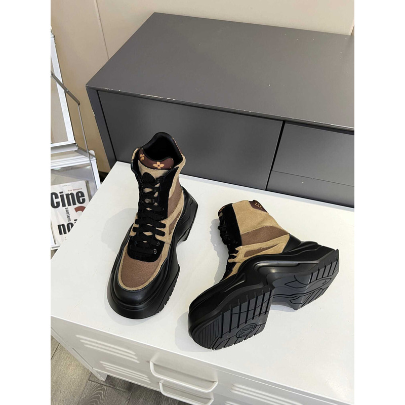 l**is V*t*n beaubourg ankle boots brown and yellow