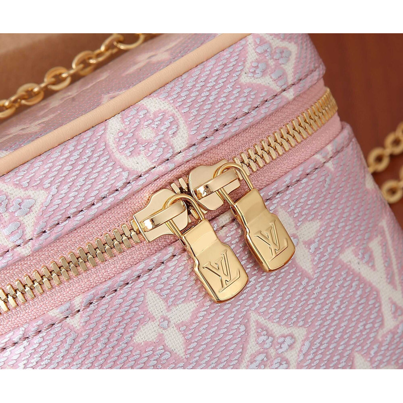 l**is V*t*n micro vanity bag wisteria