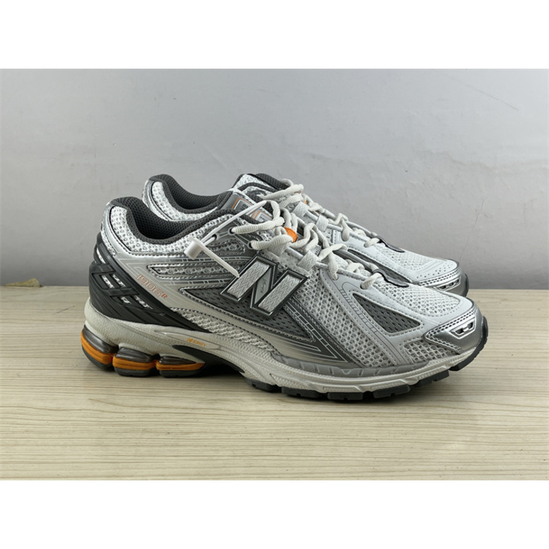 New Balance 1906R Sneakers Silver