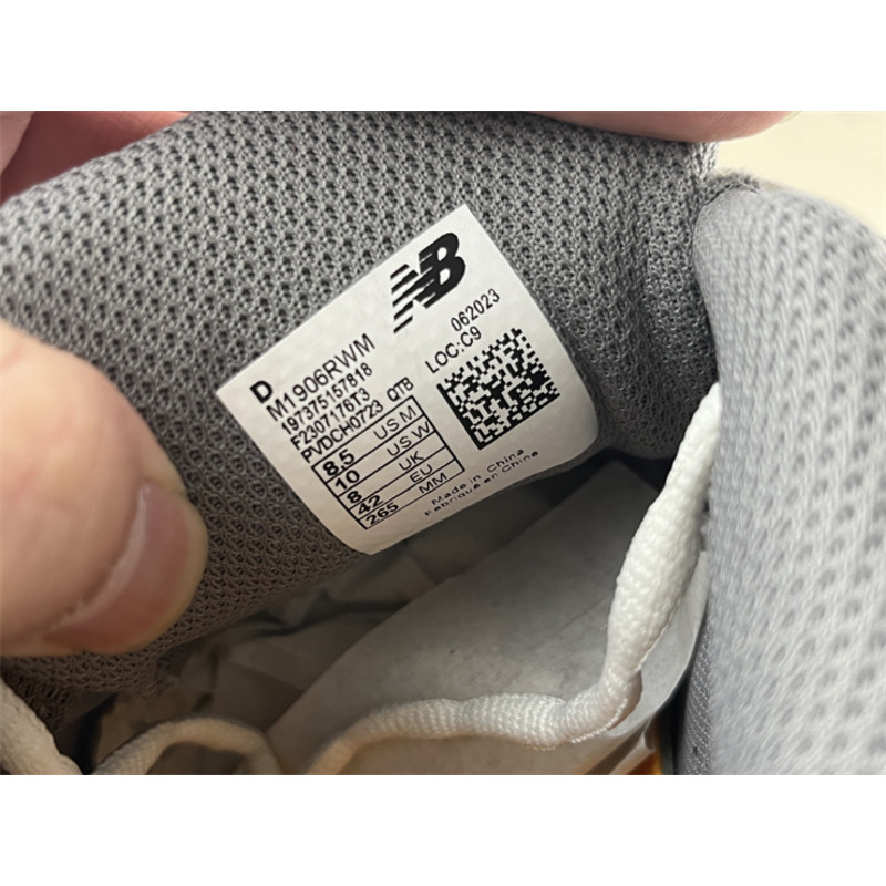 New Balance 1906R Sneakers Silver