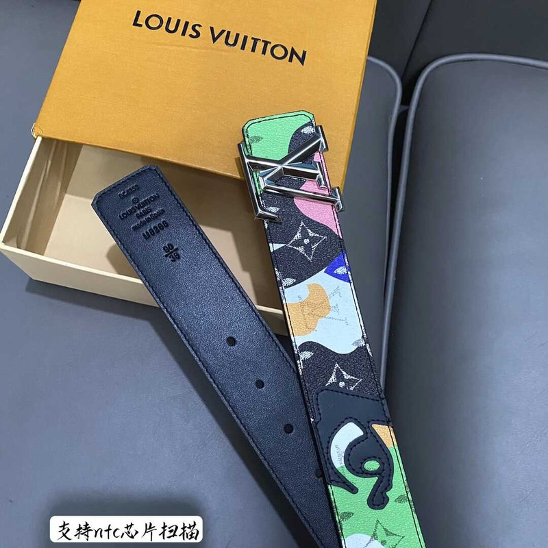 l**is V*t*n initiales 40mm reversible belt
