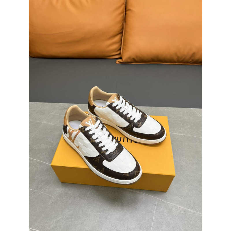 l**is V*t*n rivoli sneakers calfskin white and brown