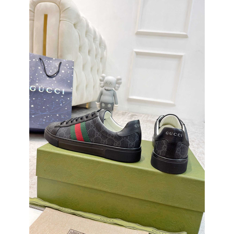 g*u*i ace sneaker with green and red web black and ebony gg S*p*e