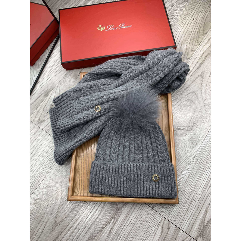 Loro piana Wool Pom And Scarf Grey